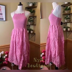 🌷Brand New halter eyelet dress fully embroidered can fit Sm up to M price firm!